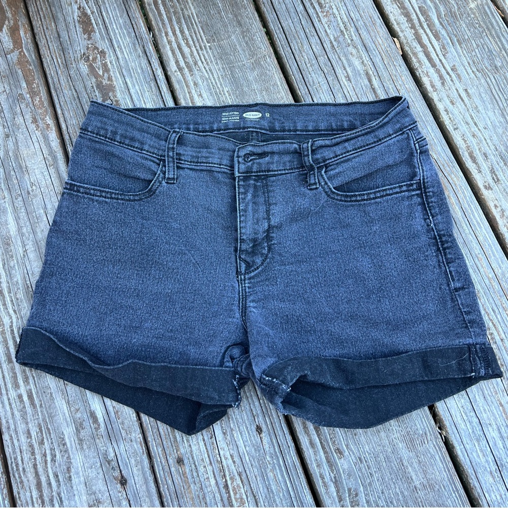 Old Navy High Waisted Semi-Fitted Shorts